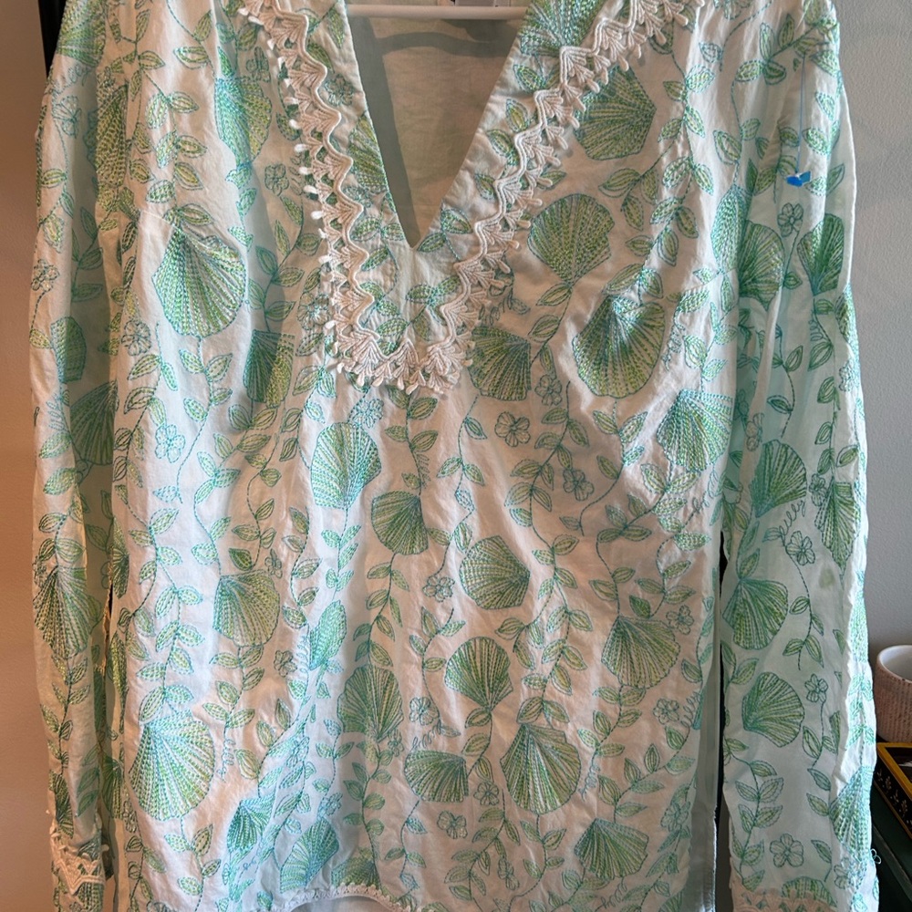 Lilly Pulitzer embroidered tunic size large